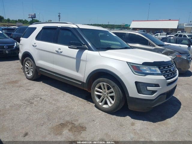 2017 FORD EXPLORER XLT 1