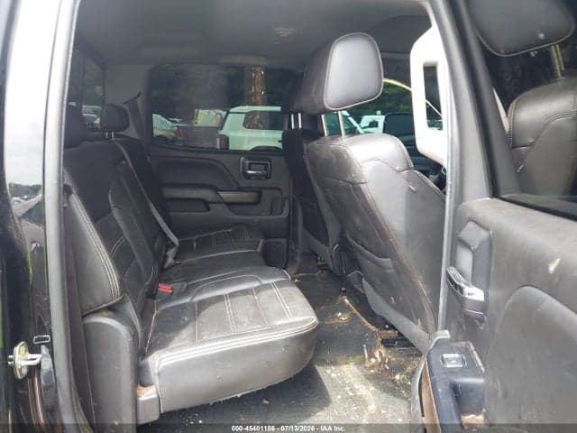 2017 GMC SIERRA 2500HD DENALI 8