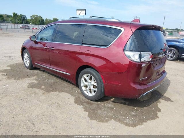 2019 CHRYSLER PACIFICA TOURING L 3