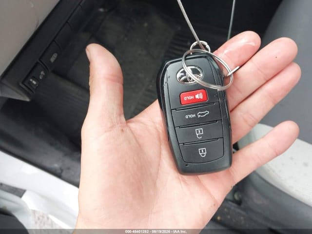 2026 TOYOTA COROLLA LE 11