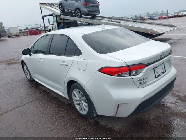 2026 TOYOTA COROLLA LE 3