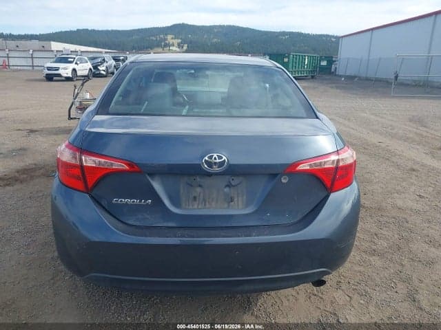 2019 TOYOTA COROLLA L 17