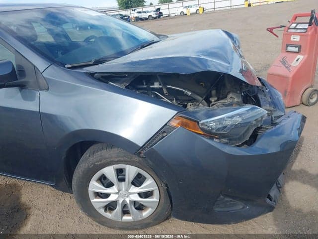 2019 TOYOTA COROLLA L 18