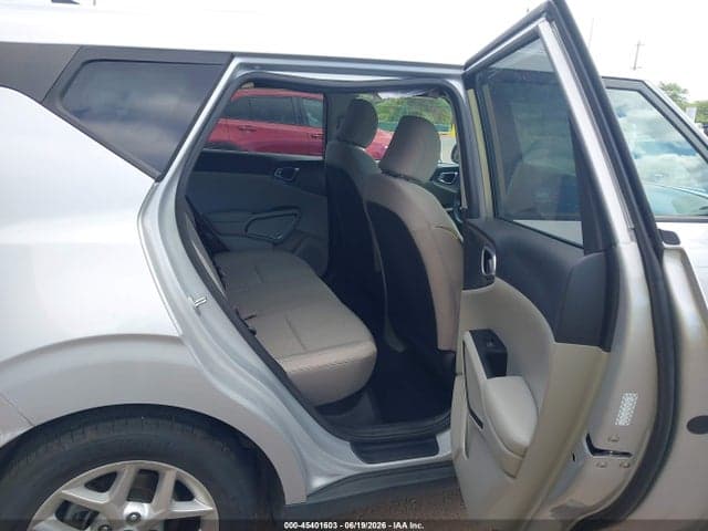 2021 KIA SOUL S 8