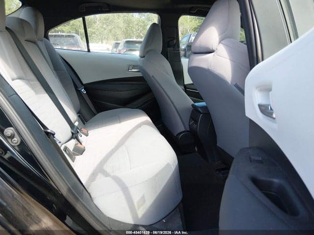 2024 TOYOTA COROLLA SE 8