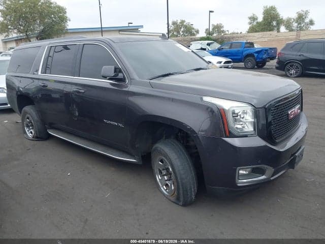 2017 GMC YUKON XL SLE 1