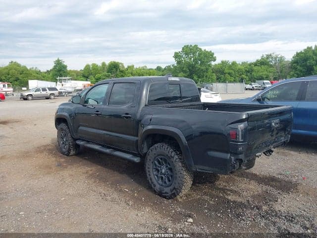 2021 TOYOTA TACOMA SR5 V6 3