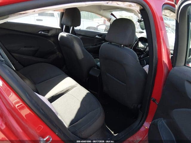 2018 CHEVROLET CRUZE LT AUTO 8