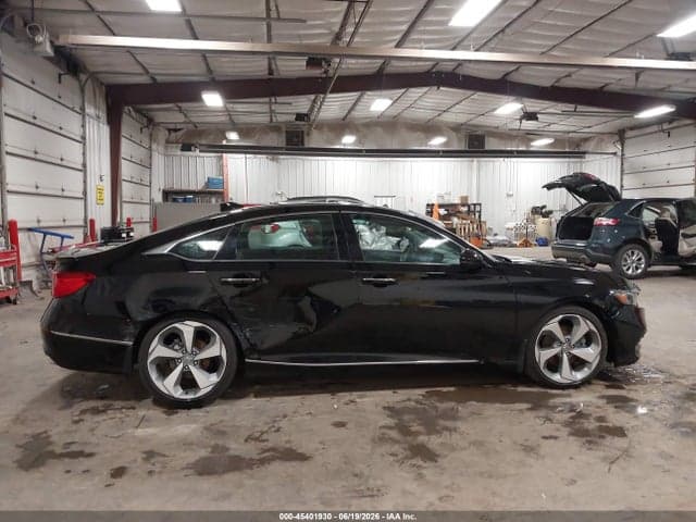 2018 HONDA ACCORD TOURING 13