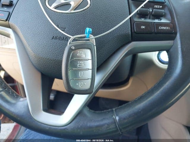 2017 HYUNDAI TUCSON LIMITED 11