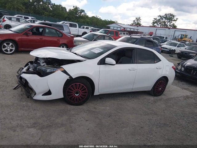 2018 TOYOTA COROLLA LE 14