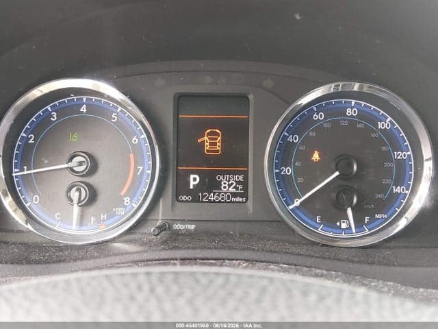 2018 TOYOTA COROLLA LE 7