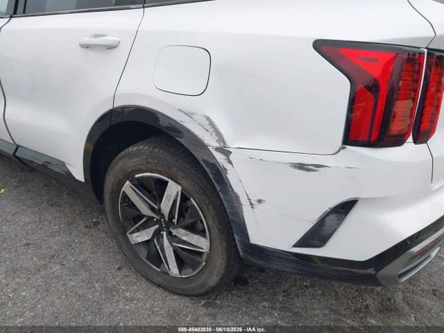 2022 KIA SORENTO S 6