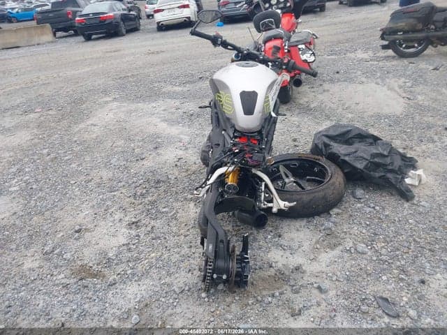 2025 TRIUMPH MOTORCYCLE SPEED TRIPLE 1200 RS 6