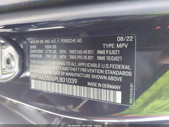 2023 PORSCHE MACAN T 9