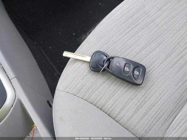 2017 HYUNDAI ACCENT SE 11