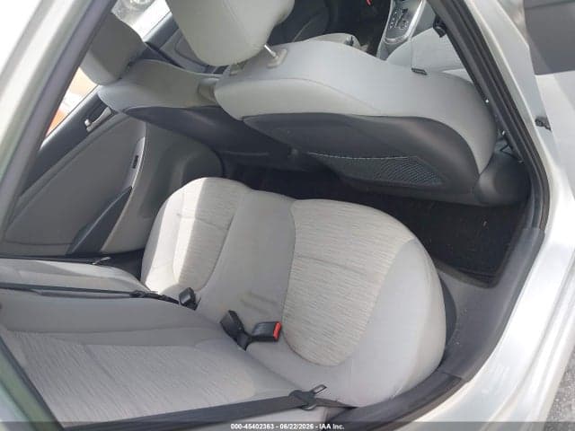 2017 HYUNDAI ACCENT SE 8