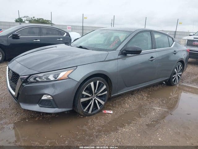2020 NISSAN ALTIMA SR FWD 2