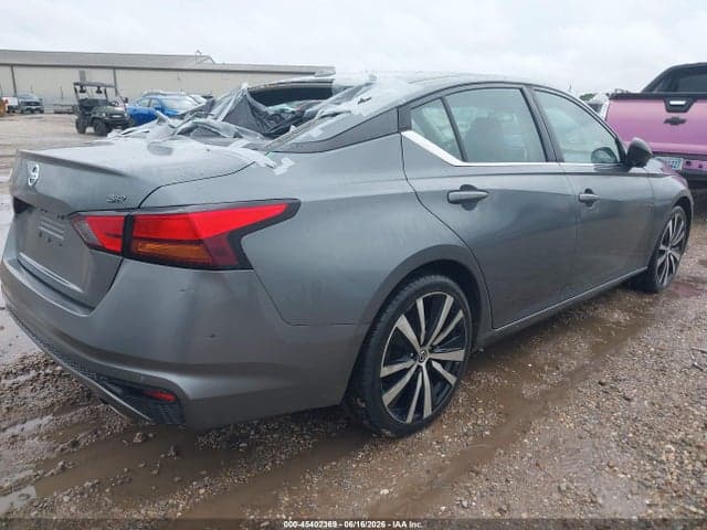 2020 NISSAN ALTIMA SR FWD 4