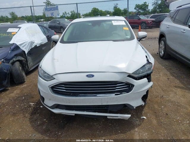 2020 FORD FUSION SE 13