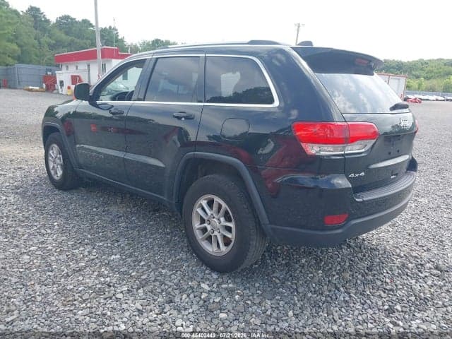 2019 JEEP GRAND CHEROKEE LAREDO E 4X4 3