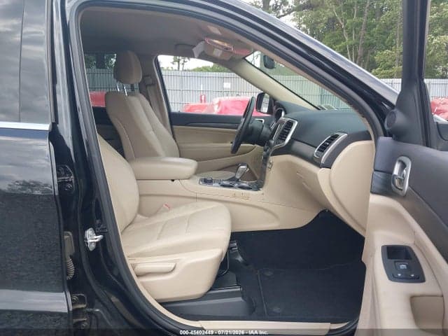 2019 JEEP GRAND CHEROKEE LAREDO E 4X4 5