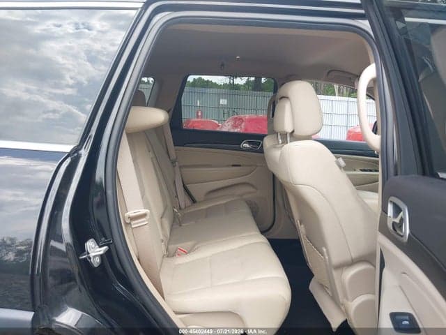 2019 JEEP GRAND CHEROKEE LAREDO E 4X4 8