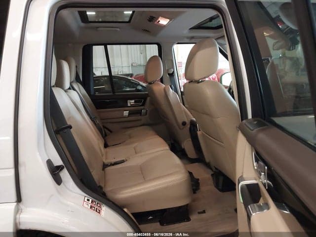 2016 LAND ROVER LR4 8