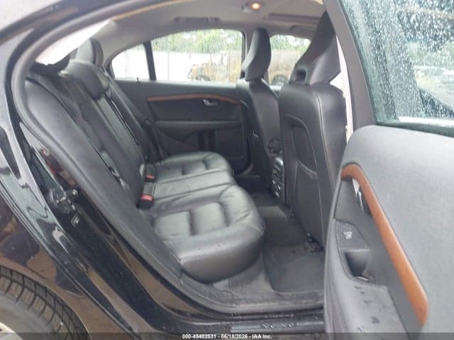 2010 VOLVO S80 T6 8