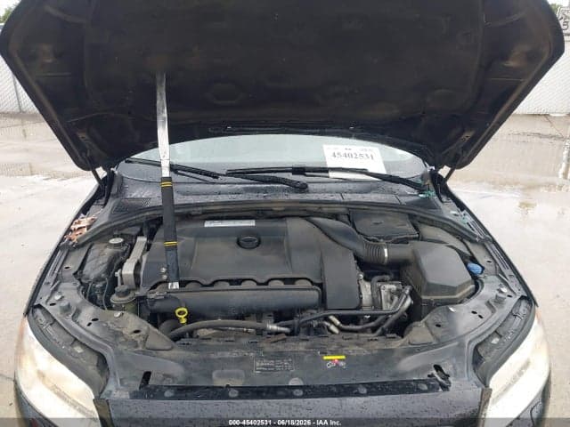 2010 VOLVO S80 T6 10
