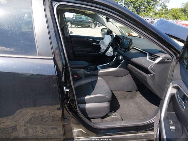 2021 TOYOTA RAV4 XLE PREMIUM 5