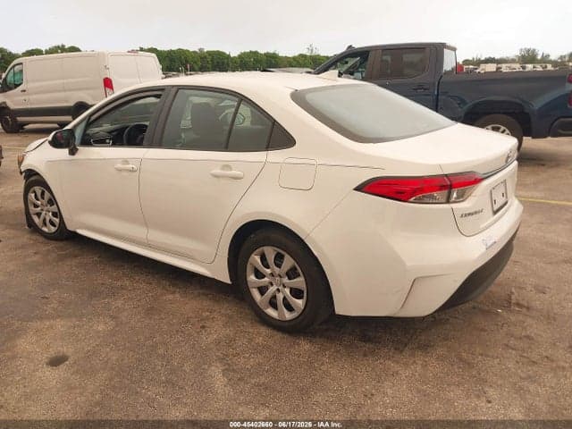 2024 TOYOTA COROLLA LE 3