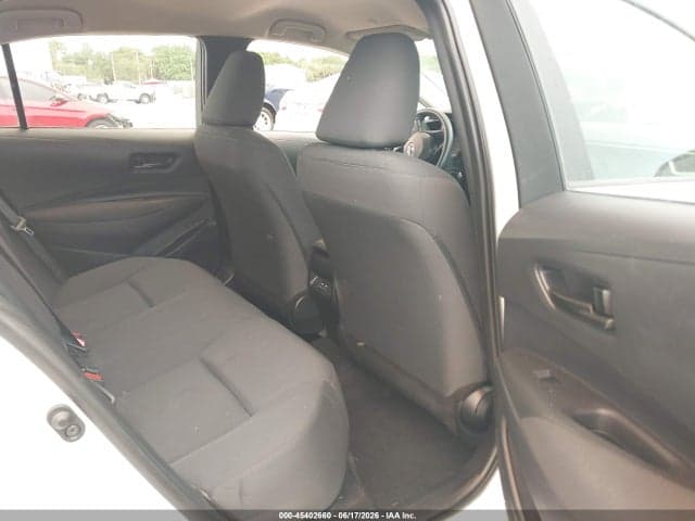 2024 TOYOTA COROLLA LE 8