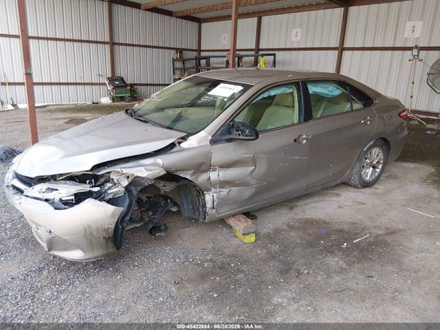 2017 TOYOTA CAMRY LE 2