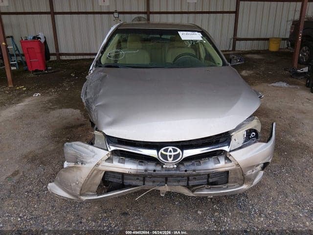 2017 TOYOTA CAMRY LE 11