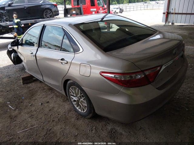 2017 TOYOTA CAMRY LE 3