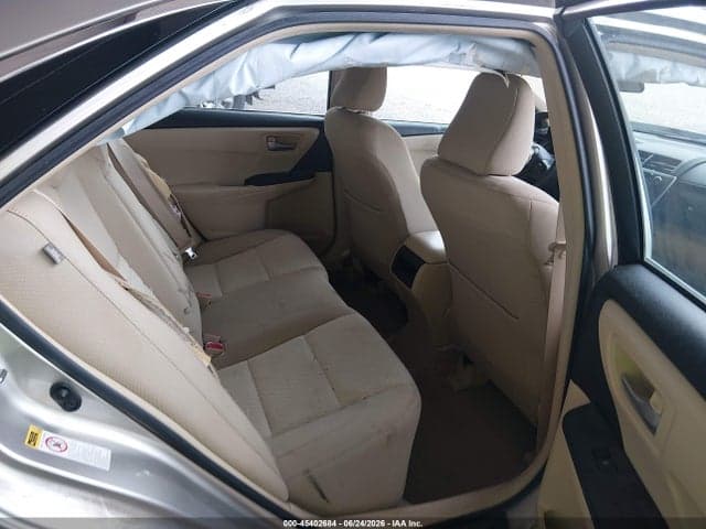 2017 TOYOTA CAMRY LE 8