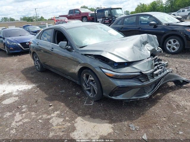 2024 HYUNDAI ELANTRA SEL 1