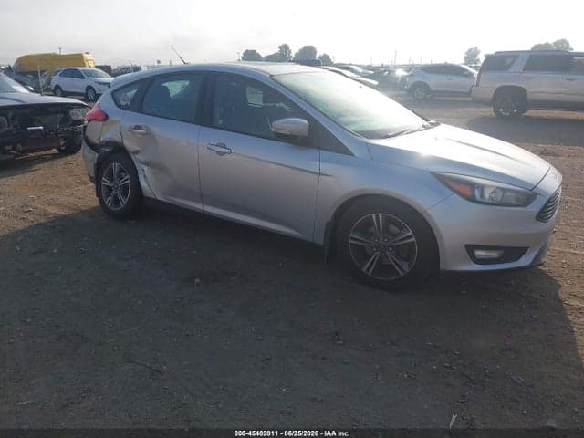 2016 FORD FOCUS SE 1