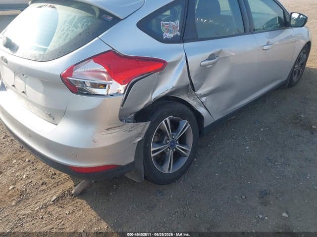 2016 FORD FOCUS SE 6