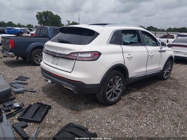 2022 LINCOLN NAUTILUS RESERVE 4