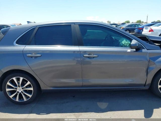 2019 HYUNDAI ELANTRA GT 13