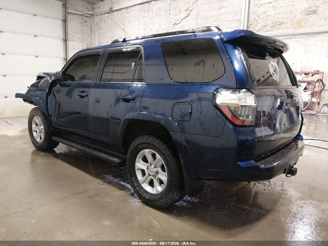2020 TOYOTA 4RUNNER SR5 3