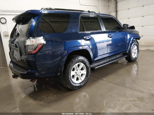 2020 TOYOTA 4RUNNER SR5 4