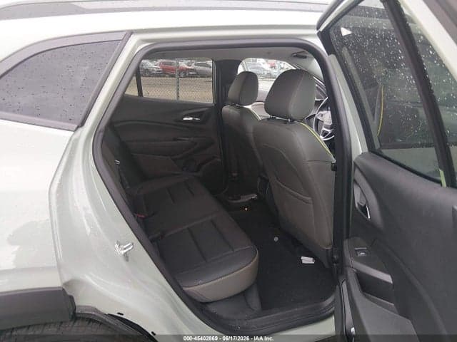 2025 CHEVROLET TRAX FWD ACTIV 8