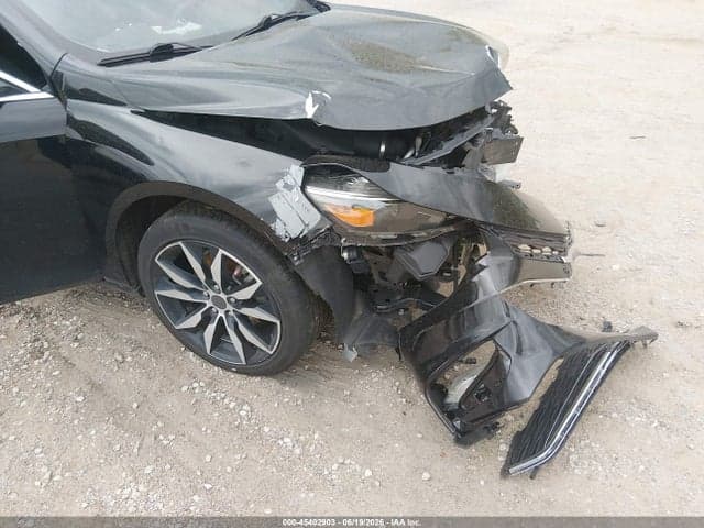 2018 CHEVROLET MALIBU LT 13