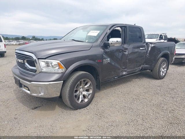 2019 RAM 1500 CLASSIC LARAMIE 4X4 6'4 BOX 2