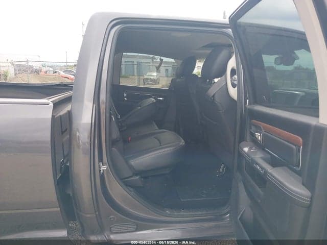 2019 RAM 1500 CLASSIC LARAMIE 4X4 6'4 BOX 8