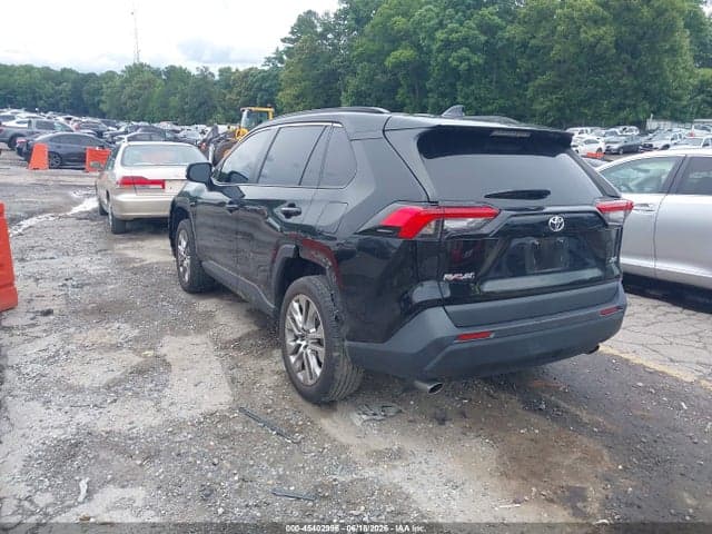 2024 TOYOTA RAV4 XLE PREMIUM 3