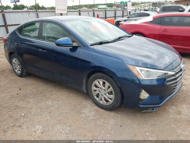 2019 HYUNDAI ELANTRA SE 1
